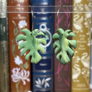 Lilianne earrings - Boucles d'oreilles Feuille Monstera